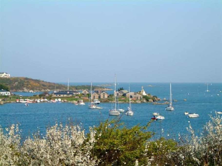 A 5mn Des Plages Et A 5mn De Granville
