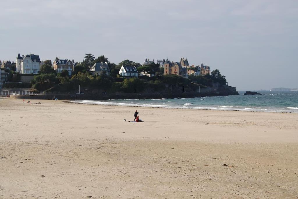 A 5mn Des Plages Et A 5mn De Granville Holiday home